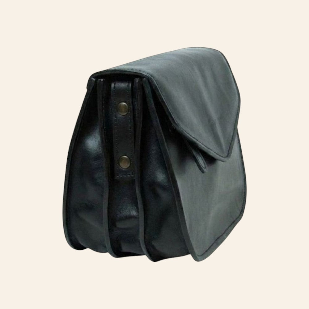 Borsa a tracolla Vetrina Fiorentina in pelle di vitello pieno fiore nera con pattina e dettagli artigianali