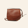 Borsa a tracolla Vetrina Fiorentina in pelle di vitello pieno fiore color teak con tracolla regolabile