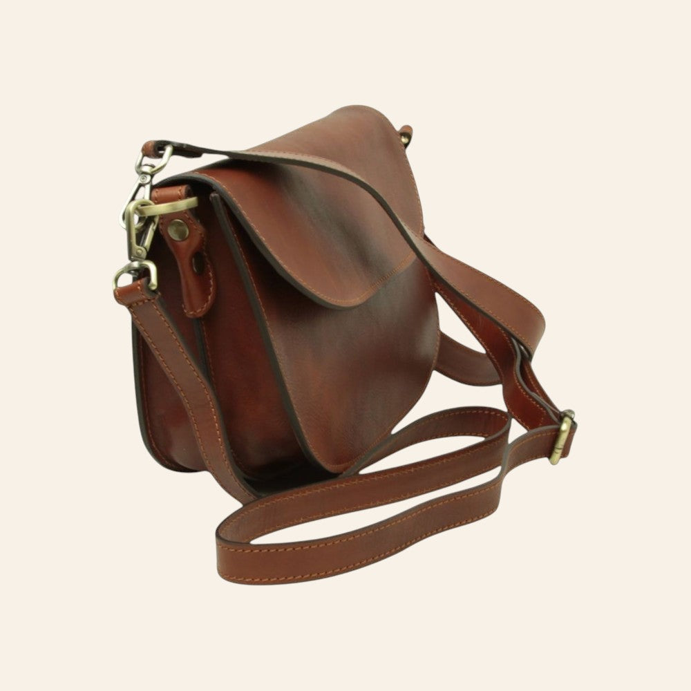 Borsa a tracolla Vetrina Fiorentina in pelle di vitello color teak con pattina e tracolla regolabile