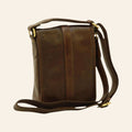 Borsa a tracolla uomo Vetrina Fiorentina in pelle di vitello conciata al vegetale color testa di moro con dettagli ottone