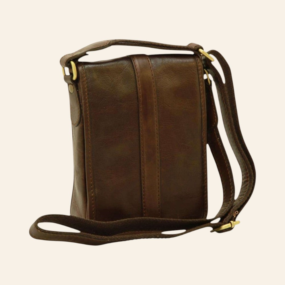 Borsa a tracolla uomo Vetrina Fiorentina in pelle di vitello conciata al vegetale color testa di moro con dettagli ottone