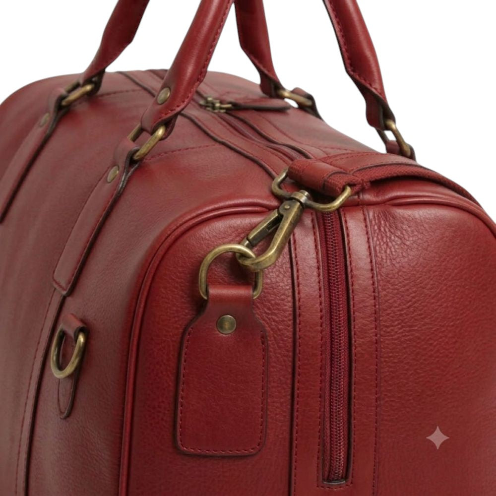 Borsone da viaggio Vetrina Fiorentina in pelle pieno fiore rossa con dettagli in ottone e tracolla rimovibile