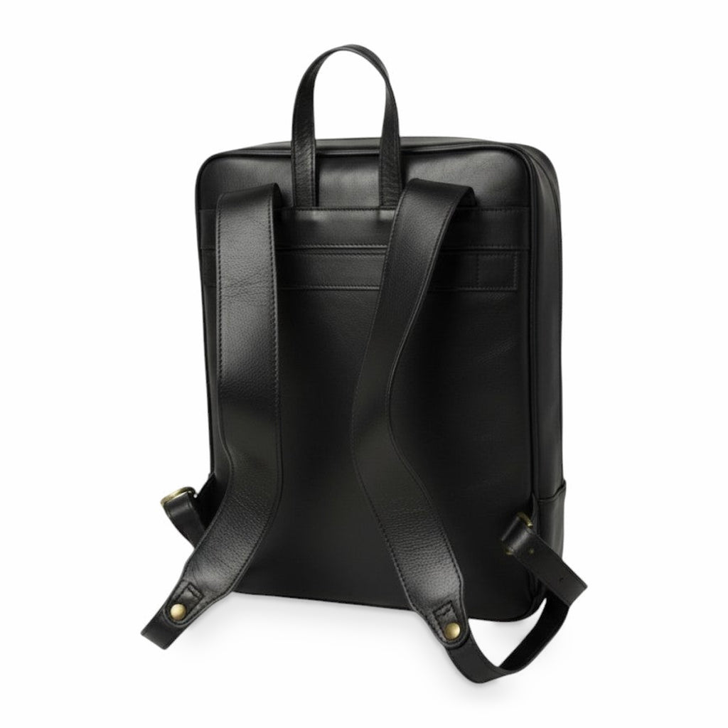 Zaino Vetrina Fiorentina in pelle di vitello nera con spallacci regolabili e fascia per trolley, vista posteriore